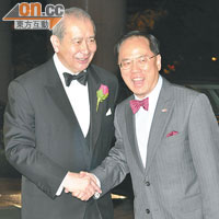 李國寶（左）曾兩次擔任貪曾的競選辦公室主任，與貪曾關係密切。