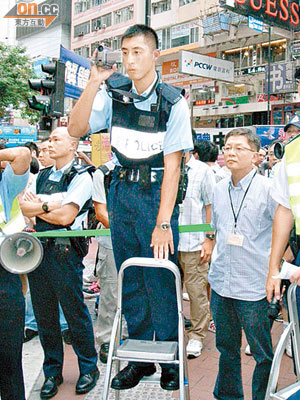 警方出動專責隊伍在大型集會遊行攝錄過程。（資料圖片）