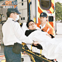 在車禍中受傷的司機送院治理。