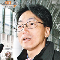 樊熙泰指出，本港於木材回收分類工作上仍未能追趕外國。