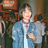 亞洲名模Lucy Fung愛品嘗伏特加調製嘅雞尾酒。