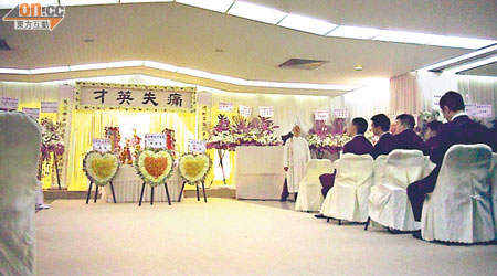 彭熾輝昨日在香港殯儀館設靈，今日舉殯。