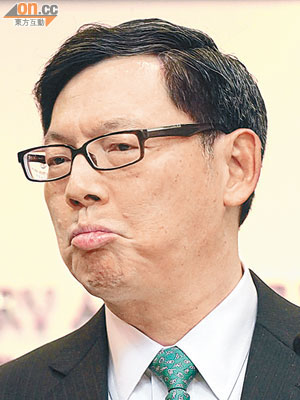 金管局拒絕披露總裁陳德霖今年獲發多少個月花紅。