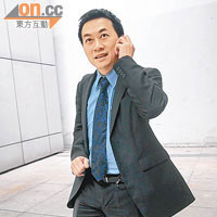 被列為被告的《信報》時任副總編輯袁耀清（即游清源），昨日到庭聽審。