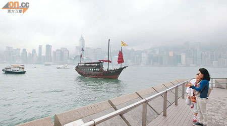 珠三角地區去年臭氧濃度有輕微改善，但香港去年臭氧超標時數比前年激增。（袁志豪攝）