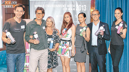 EcoVision在記者招待會上公布去年香港在國際海灘清潔計劃的成績。