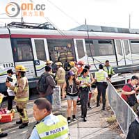 五月輕鐵列車出軌事故中，多名傷者至今仍未獲港鐵賠償。（資料圖片）