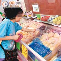 本港一千三百間新鮮糧食店售賣冰鮮肉類，食環署有多項發牌規定要求店舖遵守。
