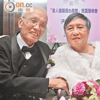 結婚五十三年的尹漢河夫婦，演活一見鍾情後細水長流的愛情故事。