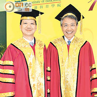 張仁良（右）見證教院向升格大學邁進一大步，滿臉笑容。左為教院校董會主席彭耀佳。