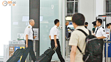 香港國泰機師協會表明，若資方未能在指定限期前回應工會的訴求，或隨時發起工業行動。（資料圖片）