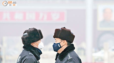 北京經常遭受霧霾侵襲。（資料圖片）