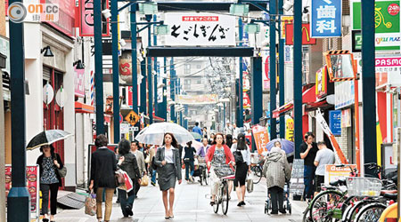 日本<br>日圓現處低水平，令港人到日本旅遊時消費力大增。