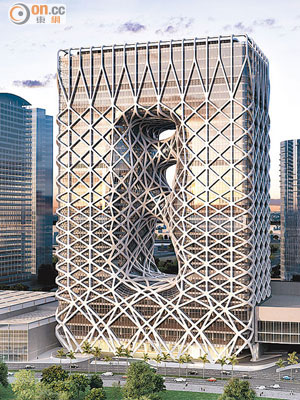 新濠天地第五棟酒店大樓外觀別樹一格，由世界級建築師Zaha Hadid設計。（受訪者提供）