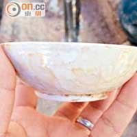 第二考古工地發現白瓷碗。