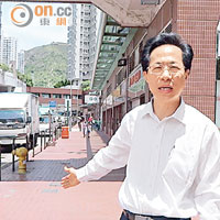 陳文華建議於良德街加設道路設施，並要求興建更多停車場。