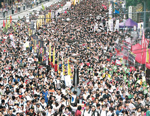 施政混亂 港民不聊生