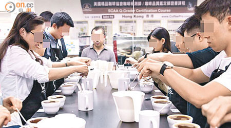 Coffee Pro在本港咖啡業界享負盛名，其官方網頁及facebook專頁載有多張相信是授課期間拍下的照片。（互聯網圖片）