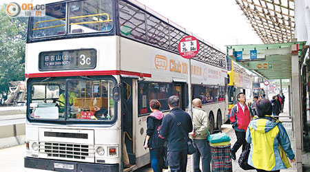 開往慈雲山（北）的3C線巴士被指脫班嚴重。