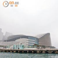 酒店、交通、旅遊景點等配套均影響本港展覽業發展。