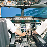 國泰若將機師休息時間縮短，機師在駕駛艙的工作時間延長，容易引致疲憊。
