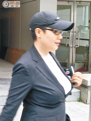 《新晚報》大股東兼總編輯夏萍，被判敗訴需還款二千萬元。
