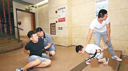 警方破獲賣淫集團，在深圳拘捕八人。（互聯網圖片）