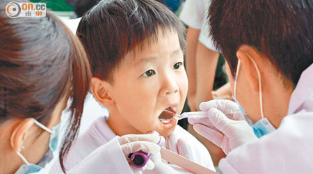 港大牙醫學院研究發現本港近四成幼稚園學童患蛀牙。（資料圖片）