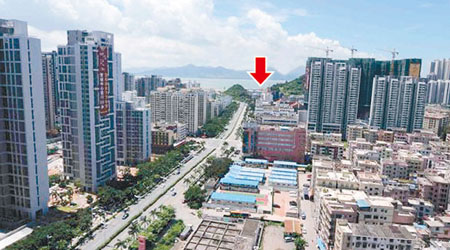 深圳東角頭油庫（箭嘴示）距居民區僅三百米。（互聯網圖片）