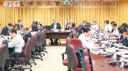 大埔區議會昨通過林村許願廣場增設旅遊配套設施方案。（陳章存攝）