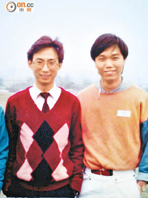 狄志遠（左）同黃成智為推銷新黨，大晒多年前舊相。