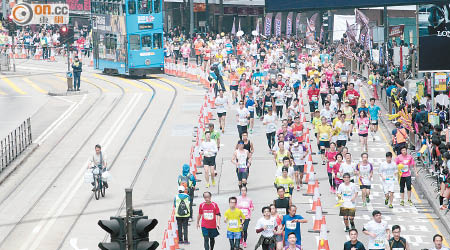 渣打香港馬拉松為每年體壇盛事，報名情況踴躍。（資料圖片）