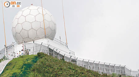 大老山雙偏振S波段多普勒天氣雷達，斥資一千九百萬元打造。（梁耀榮攝）