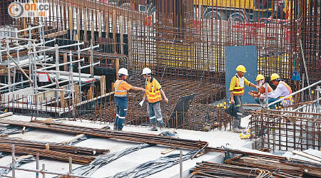建造業是明年預期加薪較高的行業之一。（資料圖片）