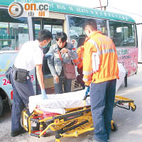 小巴乘客腰部受傷送院。