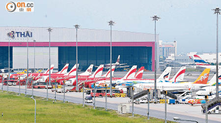 泰國航空業安全評級被下調，勢將妨礙該國的航空公司在全球擴展營運。圖為曼谷蘇凡納布米國際機場。（資料圖片）