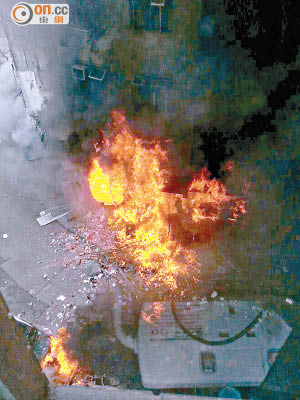 環鳳街車房去年四月發生大爆炸，一片火海。