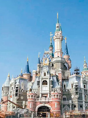 上海迪士尼樂園擁有世界最大的迪士尼城堡。（互聯網圖片）