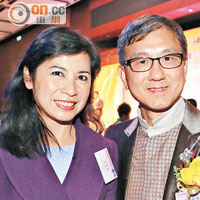 品牌局副主席沈運龍（右）的珠寶品牌近年進軍國際，左為委員李慧芬。