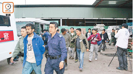 警方曾於元朗拘捕大批南亞黑工。