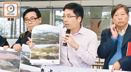 嘉湖山莊居民昨到立法會申訴部提出加開會議，要求政府部門交代。（張汶樂攝）