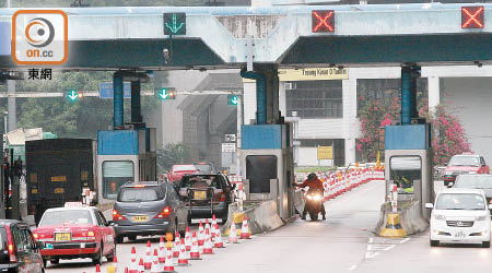 議員關注將軍澳新隧道收費水平是否低於現有將軍澳隧道（圖）。（資料圖片）