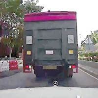 貨車爬頭後煞停。