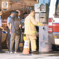 警方在現場進行調查。（林耀康攝）