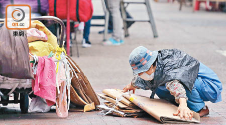 不少市民擔憂儲蓄不足應付退休生活。（資料圖片）