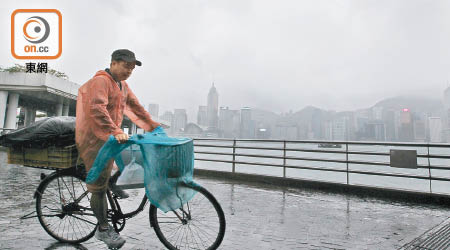 本港「城市宜居度」排名大跌，空氣質素亦每況愈下。（梁耀榮攝）