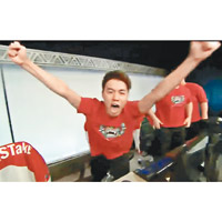 本港著名電競選手劉偉健在勝出後振臂高呼。（互聯網圖片）