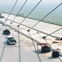港珠澳大橋主體的橋樑工程已全線貫通，進度遠遠拋離香港段。（互聯網圖片）