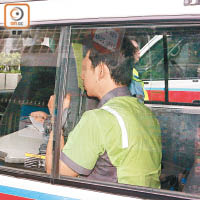 肇事巴士司機協助警方調查。