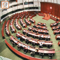 新一屆立法會會議廳座位表出爐，本土派議員全部坐在最後排。